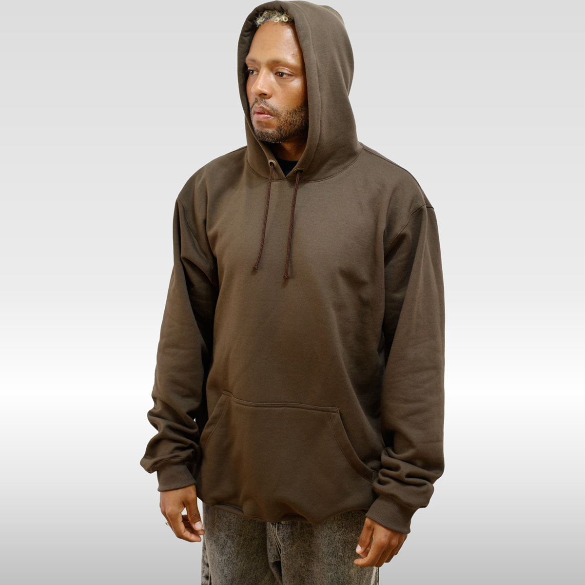 Moletom Canguru Oversized Cacau Peluciado 2 Cabos | 75% Algodão 25% Poliéster | Streetwear | Switch Factory